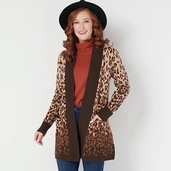Isaac Mizrahi Sweaters - Isaac Mizrahi Live! Leopard print Cardigan, size M NWOT